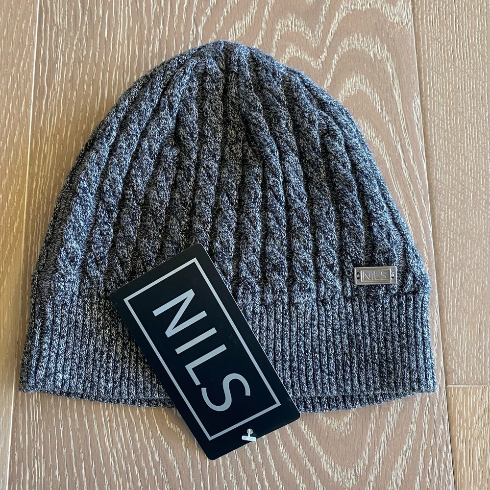 NILS NEW WITH TAGS GRAY BLACK FLEECE LINED SKI CAP BEANIE CABLE RACHEL H…